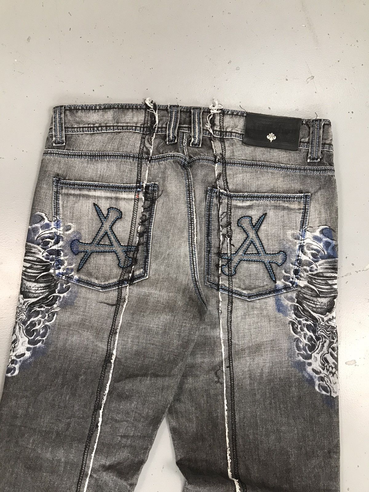 Affliction × Southpole × Vintage Crazy vintage affliction gray skull distressed denim Size US 36 / EU 52 - 13 Thumbnail