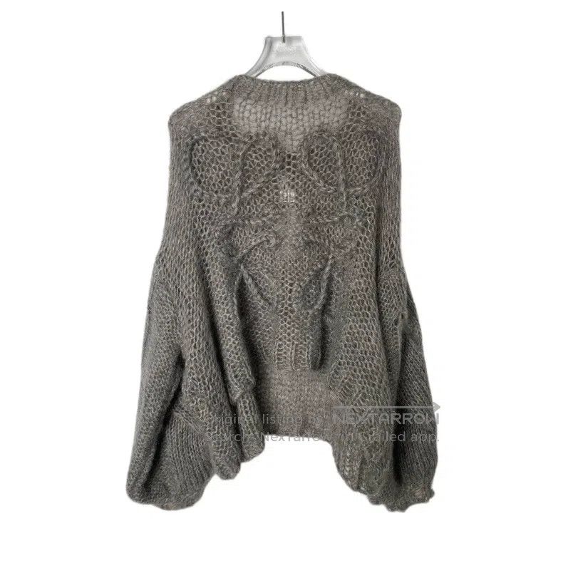 Loewe Loewe Classic Logo High-End Grey Openwork Crewneck Long Sl Size XS / US 0-2 / IT 36-38 - 2 Thumbnail
