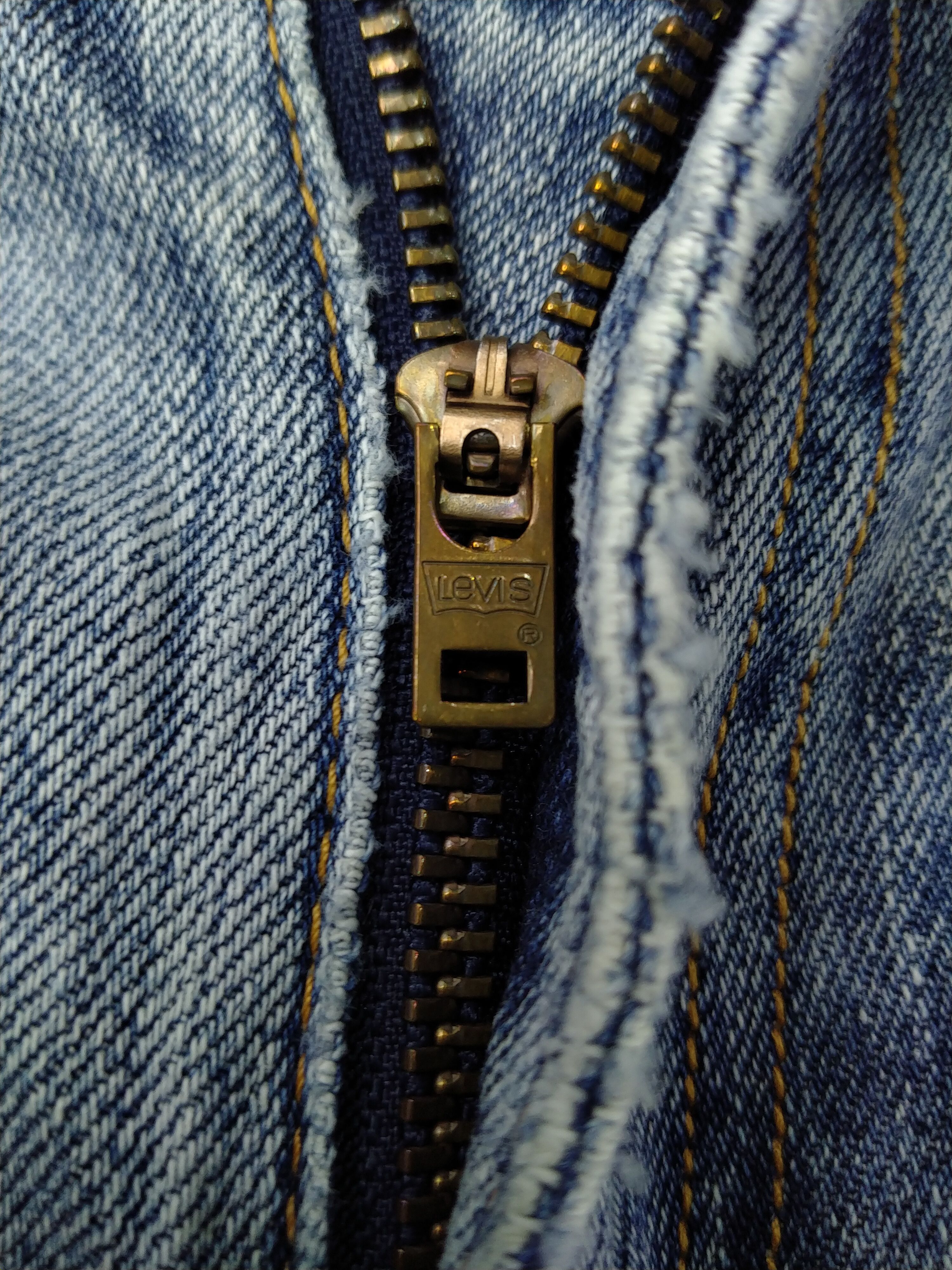 Levi's Classic Levi's 503 Distressed Ripped Denim 34 x 29.5 -JN085 Size US 34 / EU 50 - 8 Thumbnail