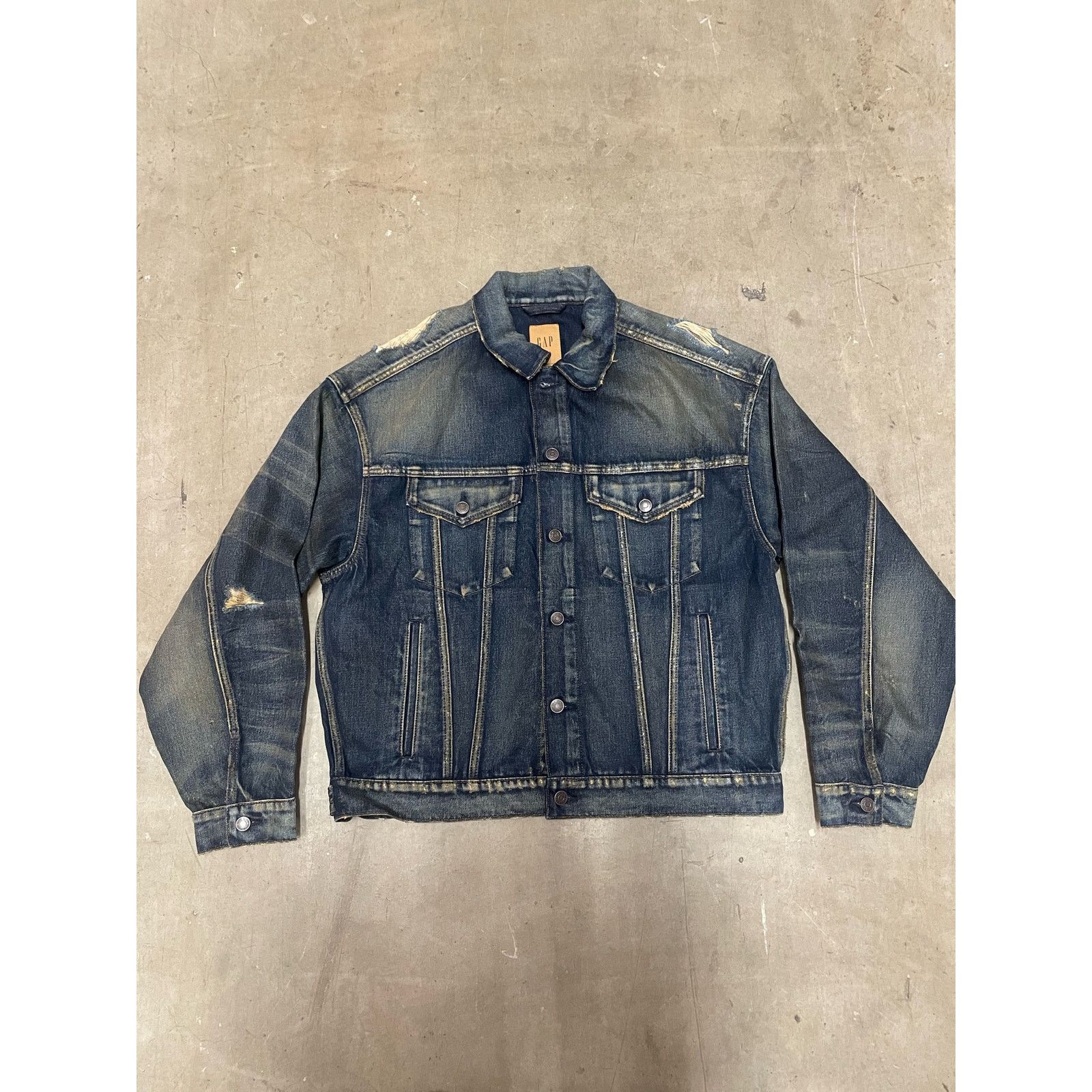 Gap Gap Men - Destroyed Jean Jacket / size M / NWOT Size US M / EU 48-50 / 2 - 1 Thumbnail