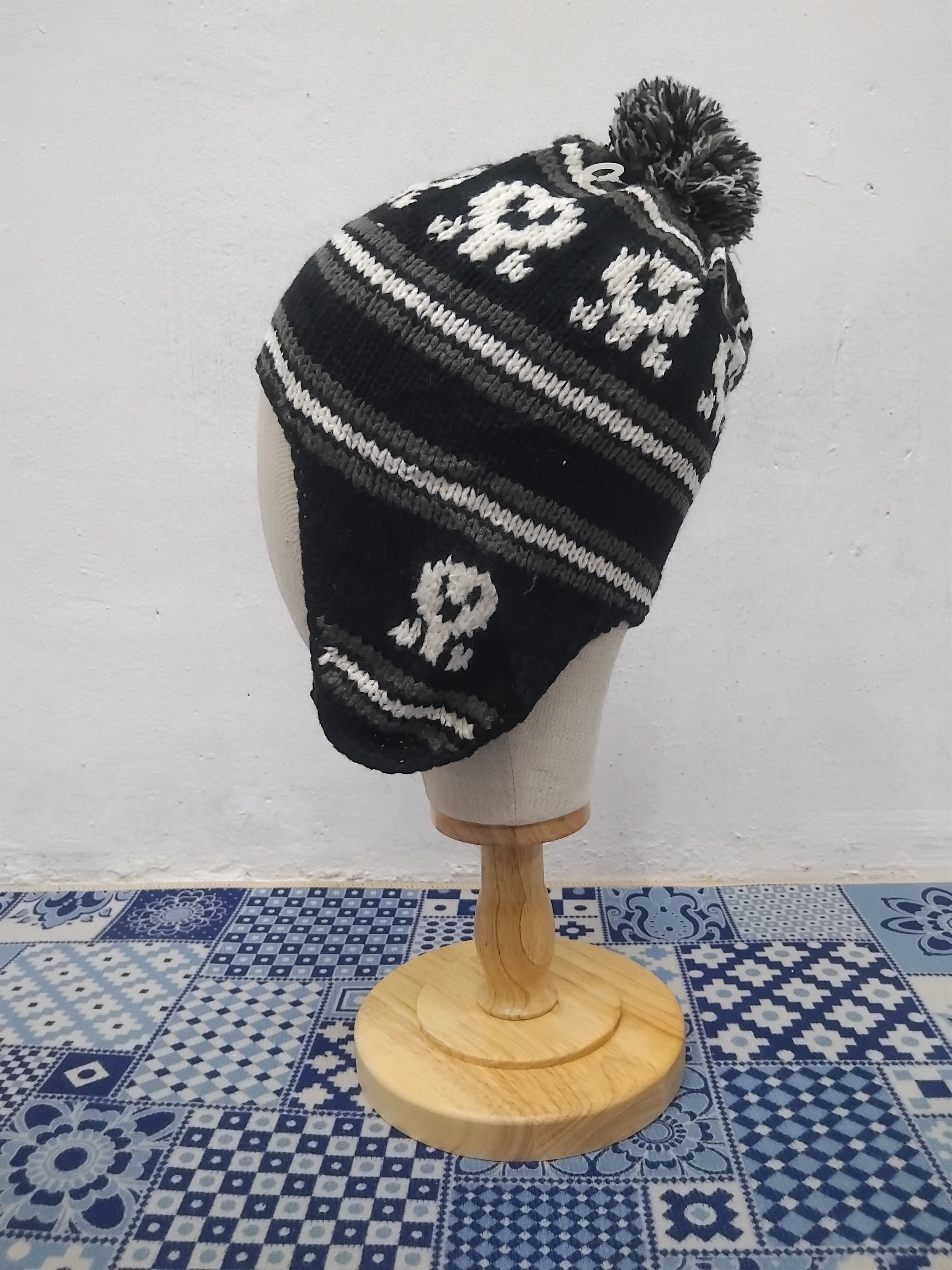 Japanese Brand Skull black white beanie Size ONE SIZE - 6 Thumbnail