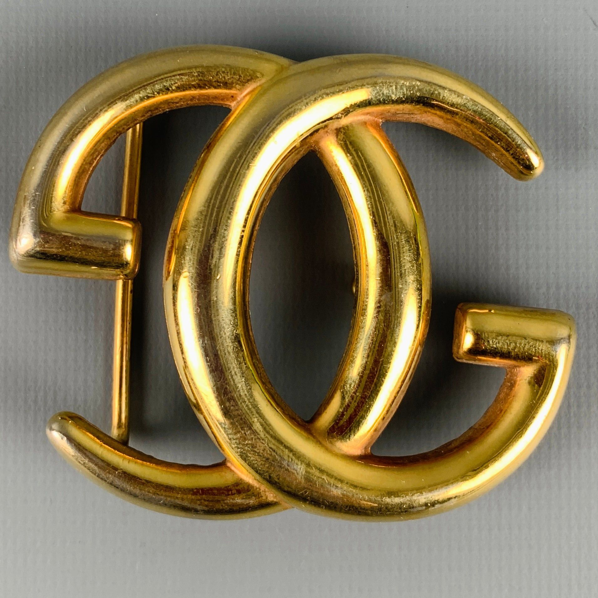 image of Gucci L Metal GG Monogram Belt Buckle, Men's