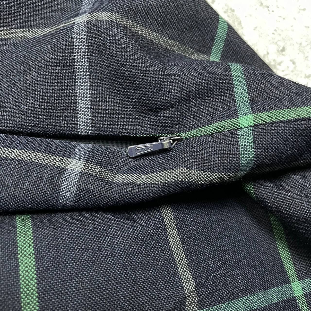 Burberry × Vintage Vintage 90s Burberrys Midi Checked Skirt Women’s Blue Size 27" / US 4 / IT 40 - 19 Thumbnail