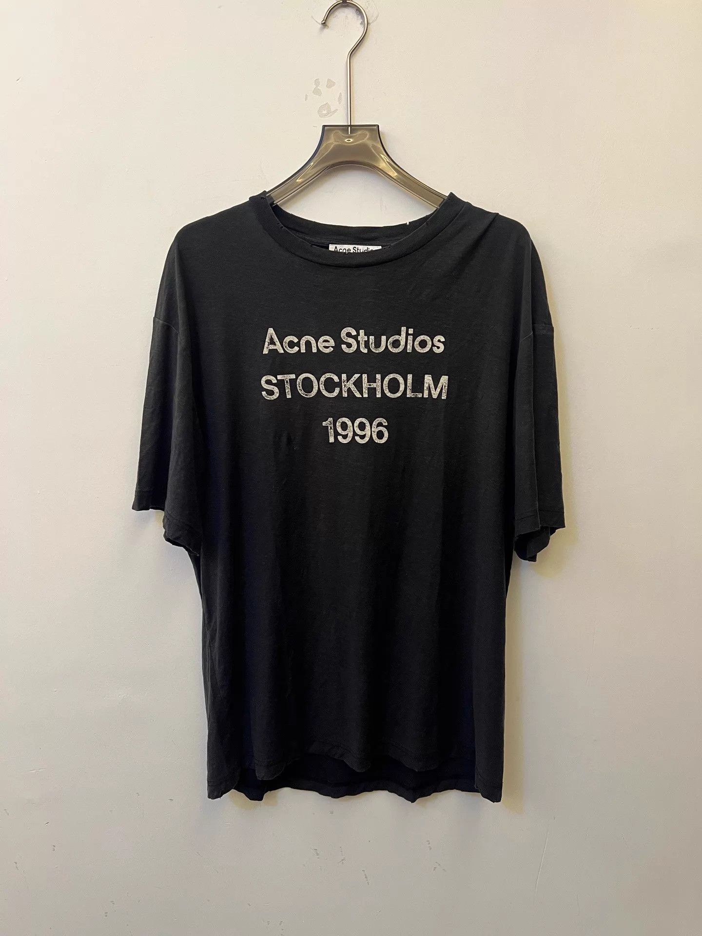 Acne Studios Acne FW22 1996 Classic Logo Print Faded Black Short Sleeve Tee L Size US L / EU 52-54 / 3 - 1 Thumbnail