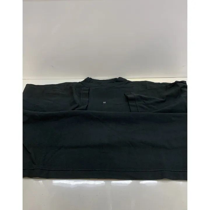 Balenciaga Balenciaga Yeezy x Gap x Balenciaga 3/4 Sleeve Tee -2507 Size US S / EU 44-46 / 1 - 4 Thumbnail