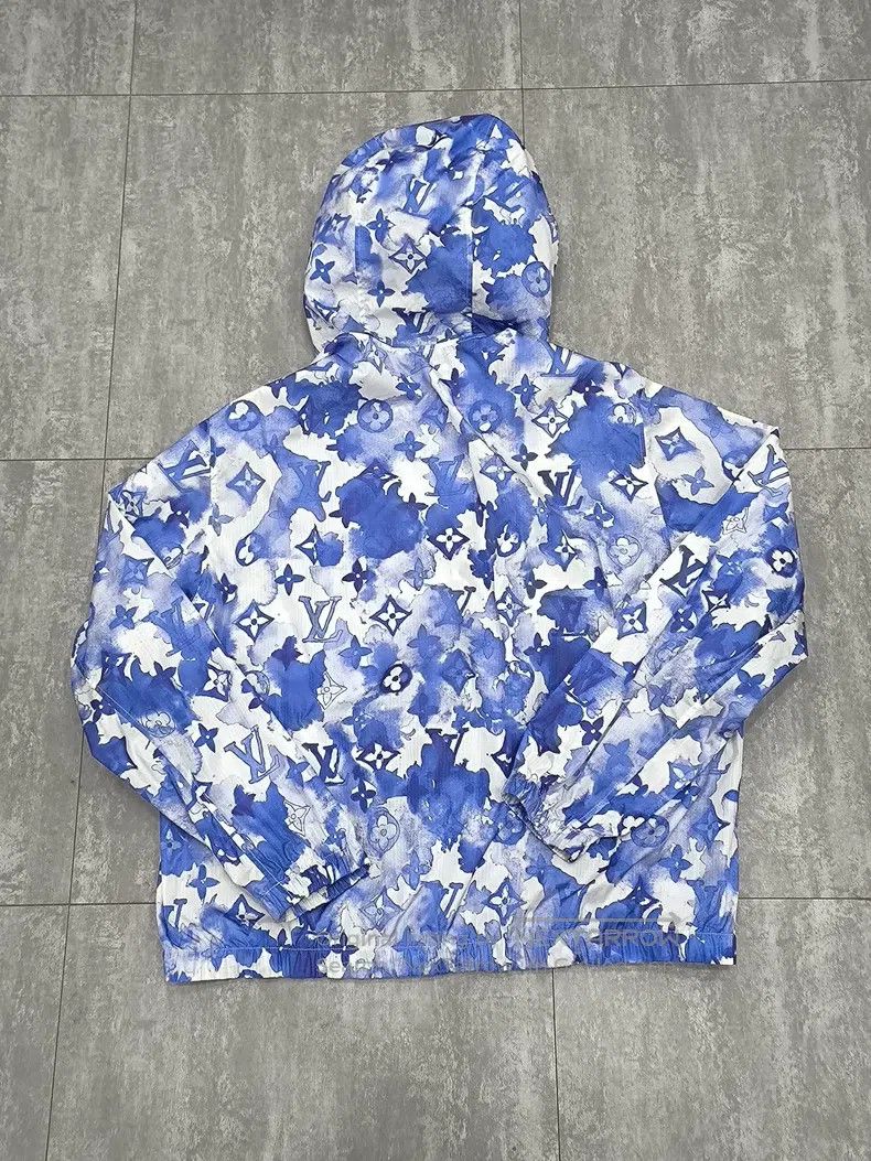 Louis Vuitton Louis Vuitton Blue and white ink-splashing trench jacket Size US S / EU 44-46 / 1 - 2 Thumbnail