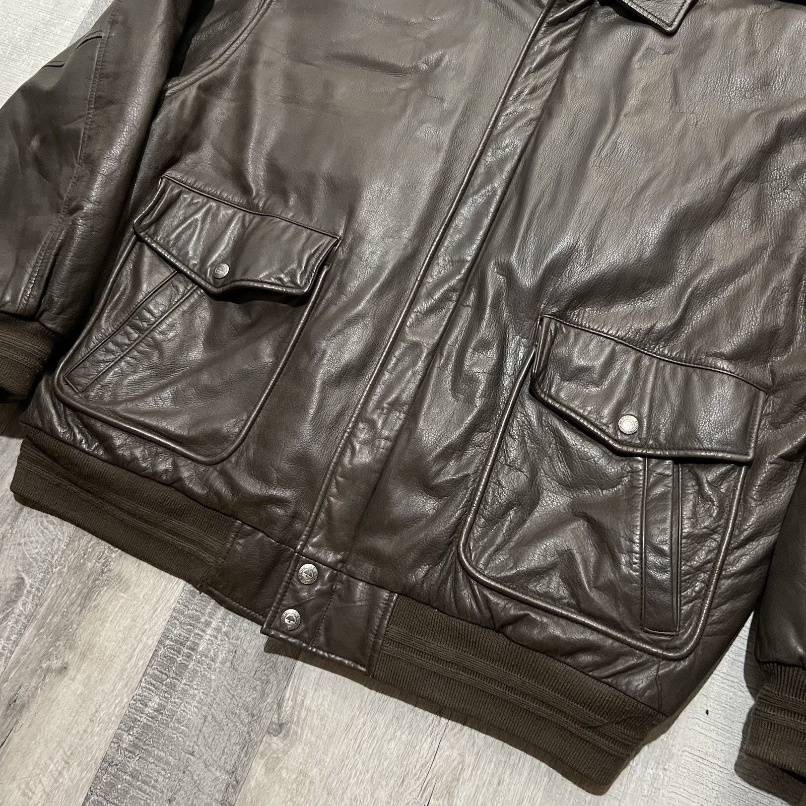 Roundtree & Yorke Roundtree And Yorke Leather A2 Flight Jacket Bomber Jacket Size US XL / EU 56 / 4 - 3 Thumbnail