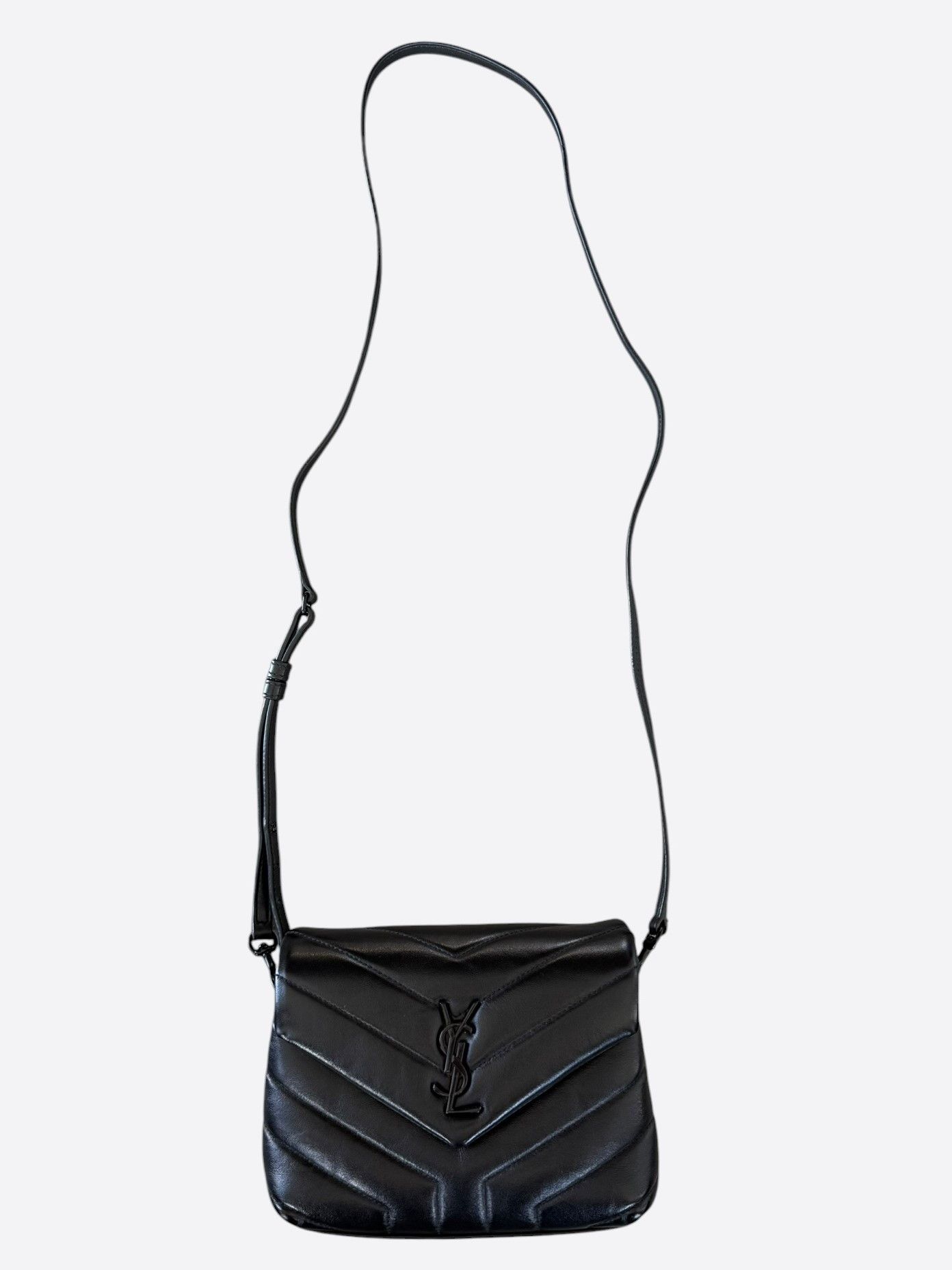Yves Saint Laurent Saint Laurent Black Quilted Loulou Shoulder Bag Size ONE SIZE - 1 Thumbnail