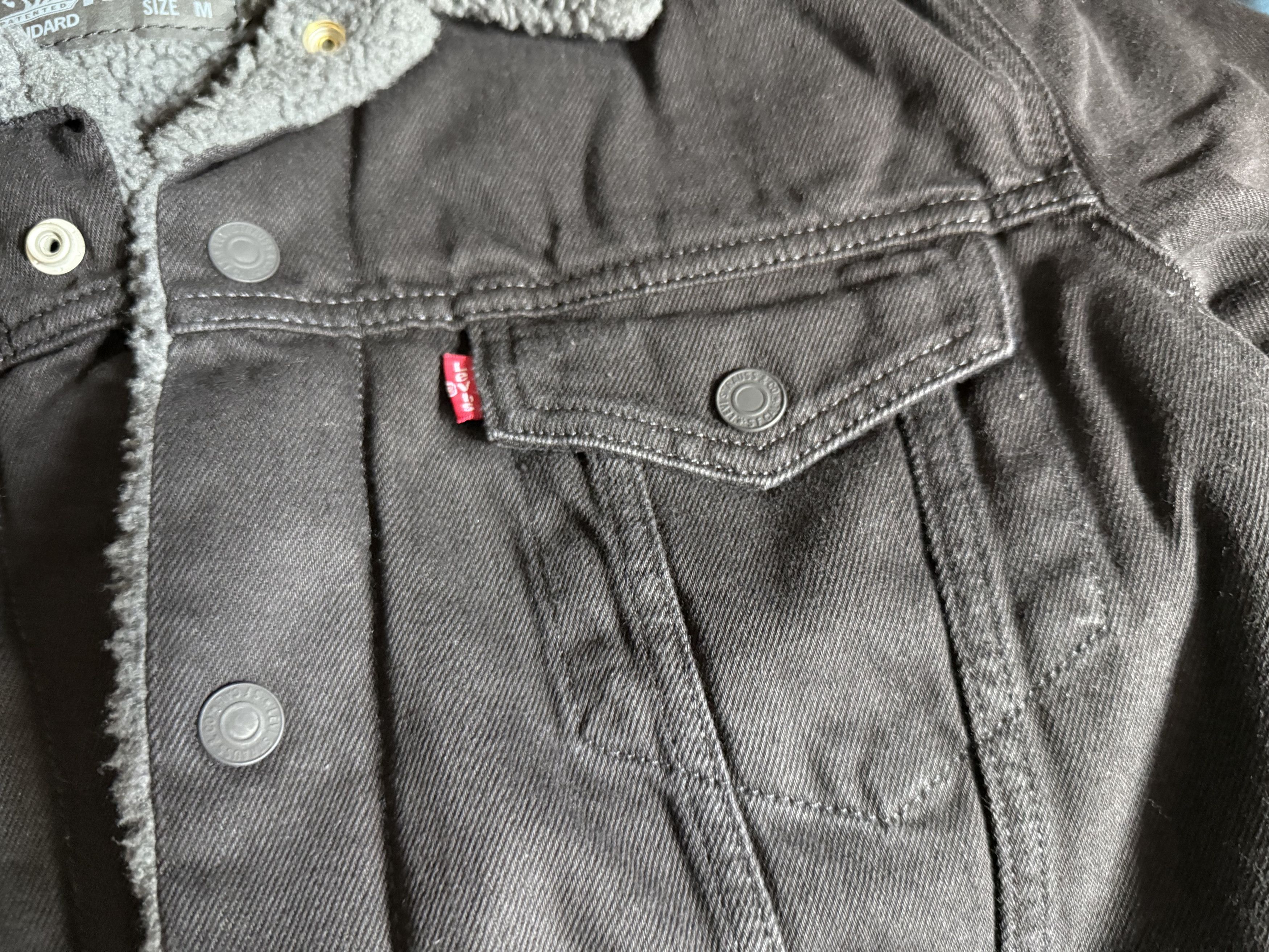 Levi's Levi’s Men’s Type iii Sherpa Trucker Jacket medium $128 Size US M / EU 48-50 / 2 - 9 Thumbnail