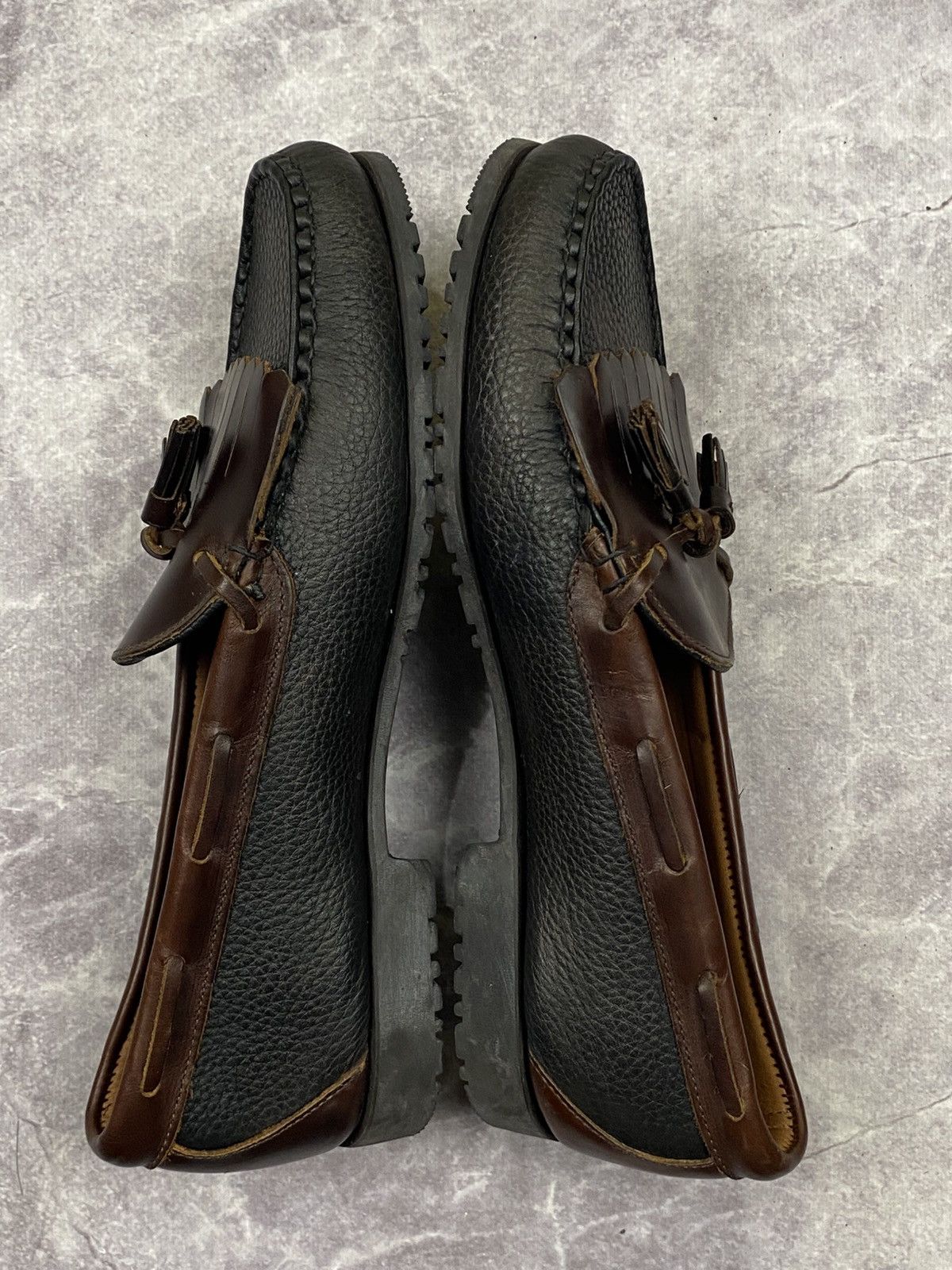 Allen Edmonds Allen Edmonds Nashua Tassel Kiltie Black/Brown Loafers Sz:11 Size US 11 / EU 44 - 8 Thumbnail