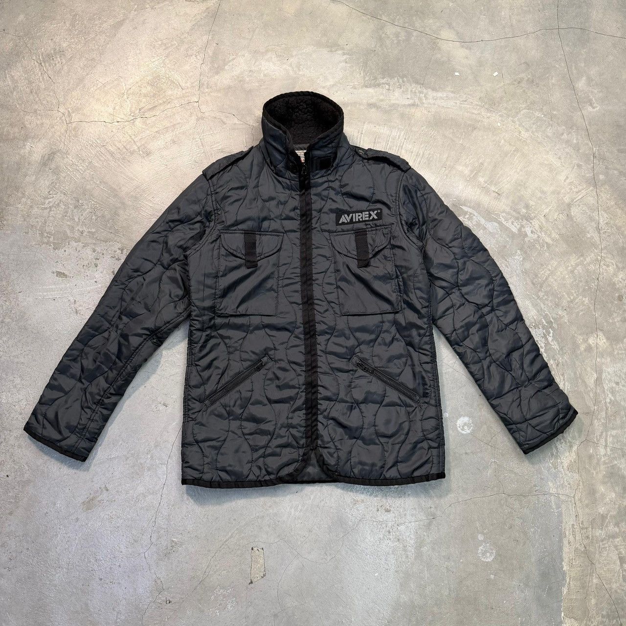 Avirex VINTAGE Avirex USA Vintage Black Quilted Military Jacket Size US L / EU 52-54 / 3 - 1 Thumbnail