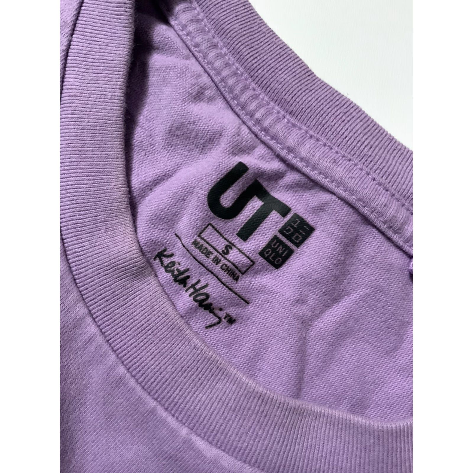 Uniqlo VINTAGE Uniqlo X Keith Haring Organ Zaka Tokyo Pop Art Purple Crewneck T-Shirt Sz. S Mens Purple Crew Neck T-Shirt 90s/Pop Art Size US S / EU 44-46 / 1 - 7 Thumbnail