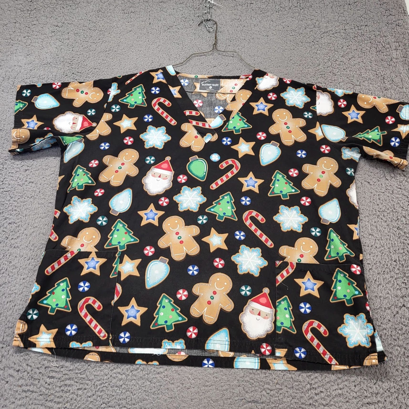 Buttero Butter Soft Scrub Top Women's XL Multicolor Christmas Gingerbread Candy Cane Scrub Top Womens XL Multicolor Christmas Size XL / US 12-14 / IT 48-50 - 7 Thumbnail