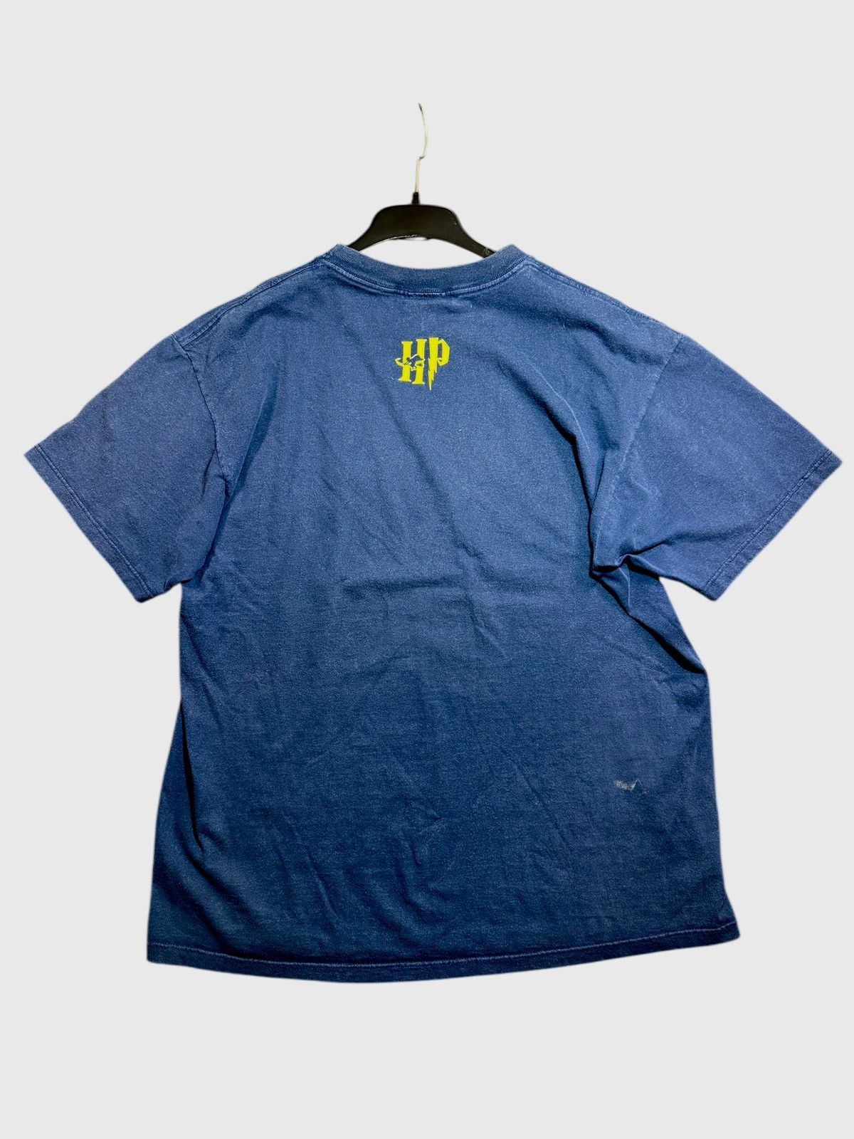Vintage Vintage 2000 Harry Potter Hogwarts Crest Tee USA Made XL Size US XL / EU 56 / 4 - 3 Thumbnail