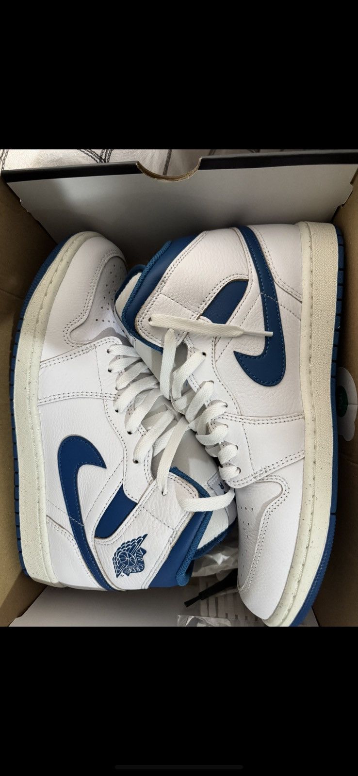 Nike Air Jordan 1 Mid SE Size US 10 / EU 43 - 7 Thumbnail