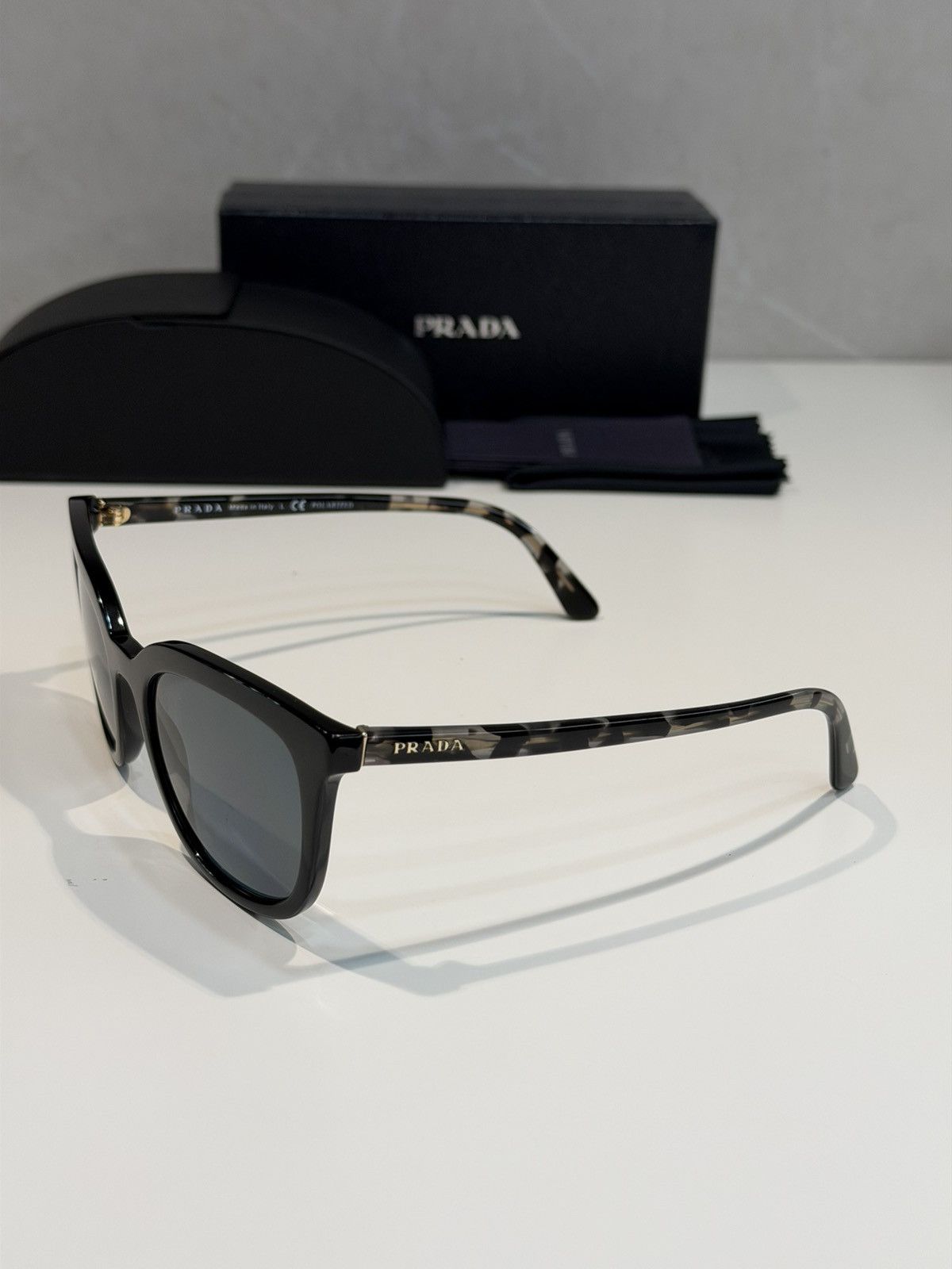 Prada PRADA Logo Polarized Sunglasses SPR03X Runway Black Square Size ONE SIZE - 8 Thumbnail