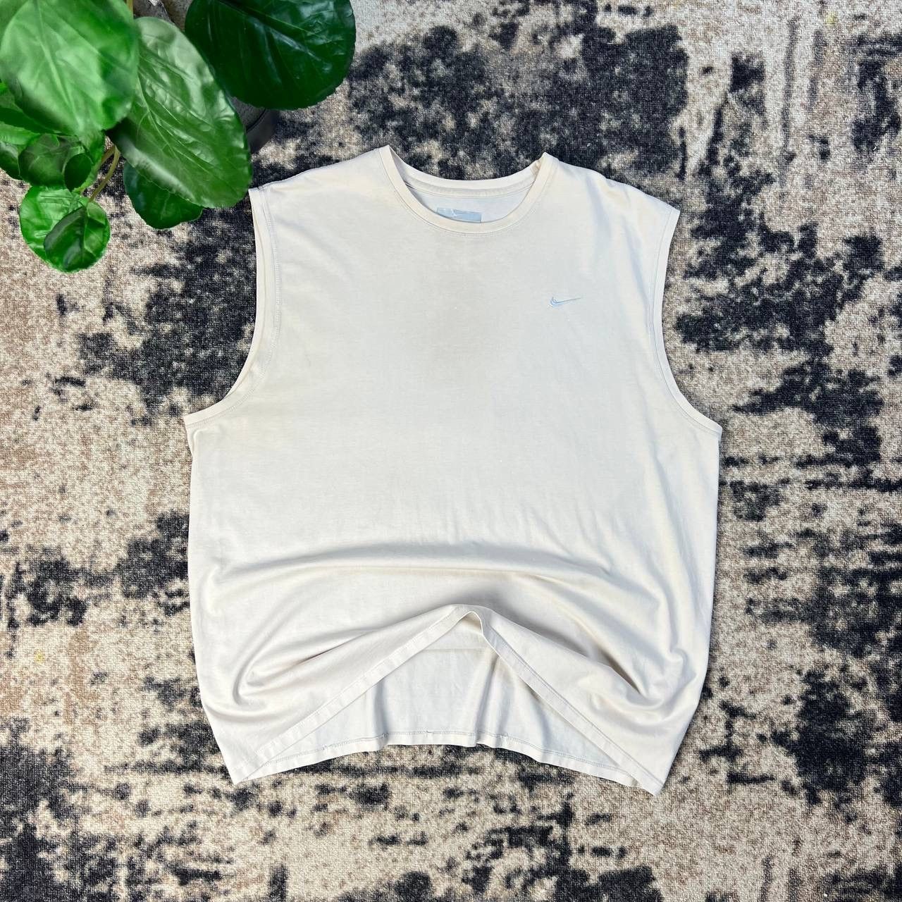 Nike Nike Swoosh Vintage Y2K Tank Top Streetwear Style Size US XXL / EU 58 / 5 - 1 Thumbnail