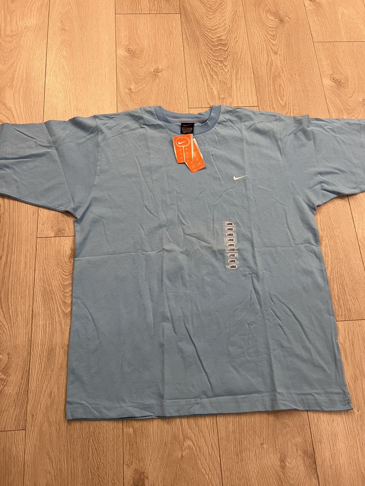 Nike × Vintage Vintage Nike Mini Swoosh TShirt Deadstock NOS 90s 00s W tags Size US L / EU 52-54 / 3 - 1 Thumbnail