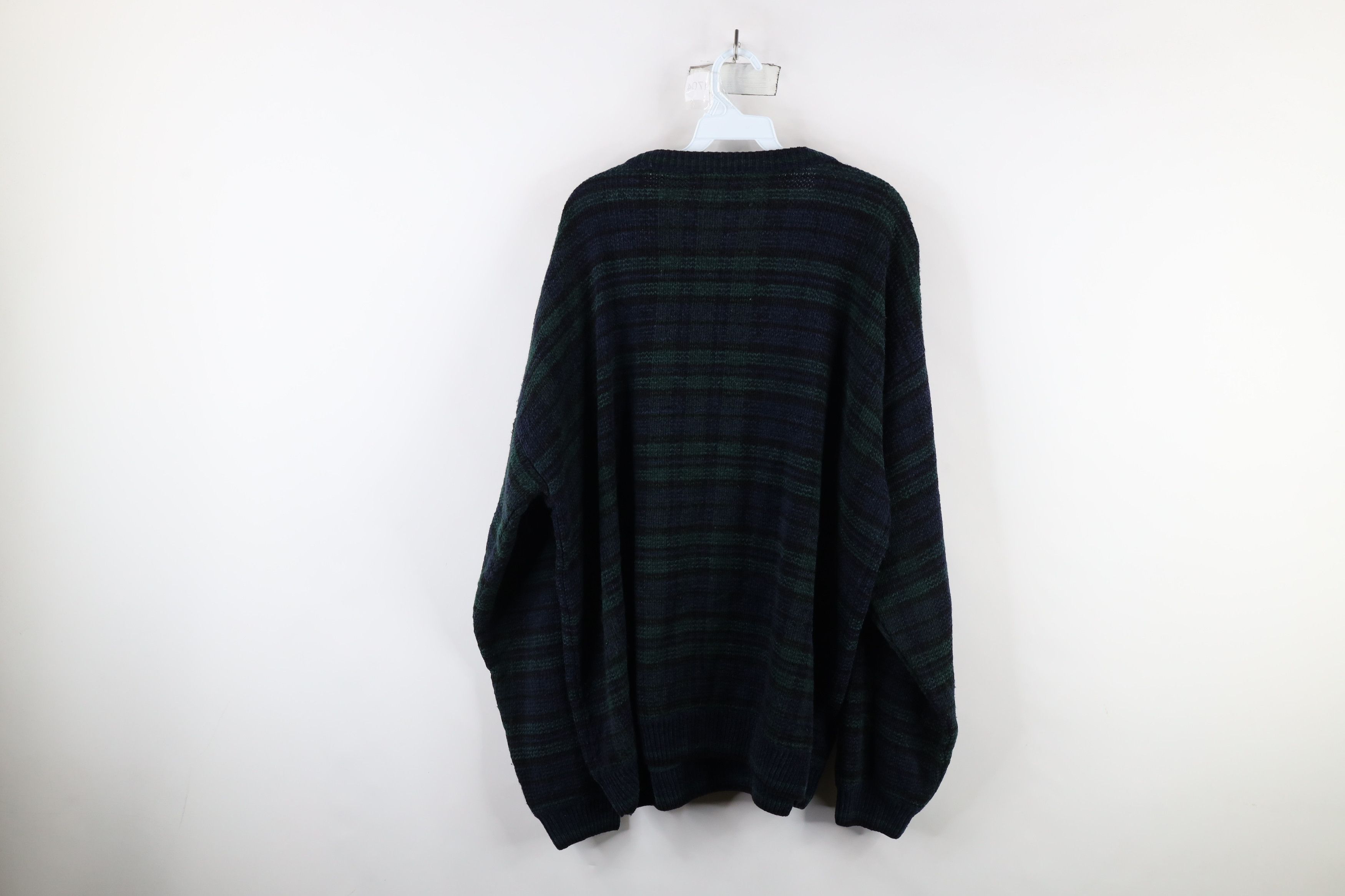 Vintage Vintage 90s Streetwear Fleece Crewneck Sweater Tartan Plaid Size US XL / EU 56 / 4 - 8 Thumbnail