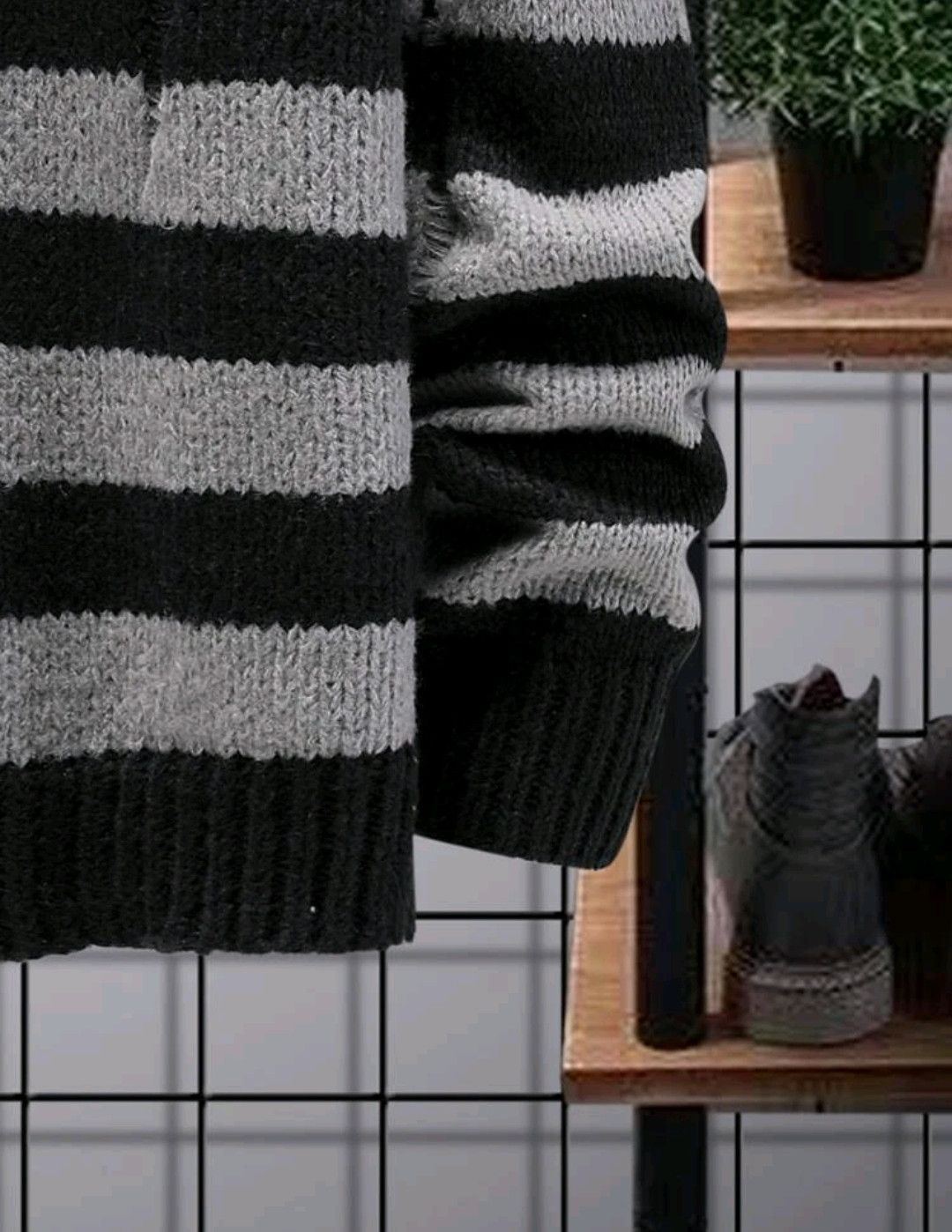 Japanese Brand × Vintage Striped Ripped Distressed Drop Shoulder Sweater Unisex Size US M / EU 48-50 / 2 - 6 Thumbnail