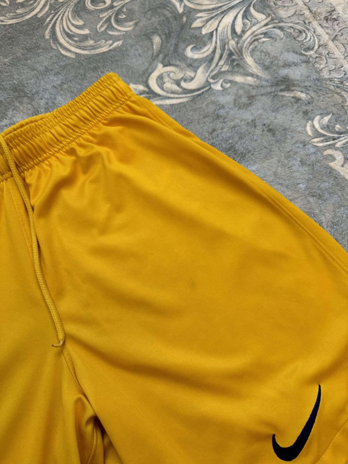 Nike Nike Barcelona 2023/24 Soccer Shorts Mens Size M DR5080-728 Size US 32 / EU 48 - 6 Thumbnail