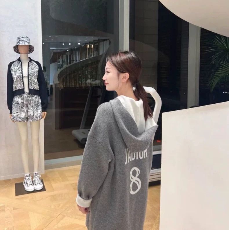 Dior Dior Gray logo printed cashmere hooded long-sleeved sweate Size XS / US 0-2 / IT 36-38 - 9 Thumbnail