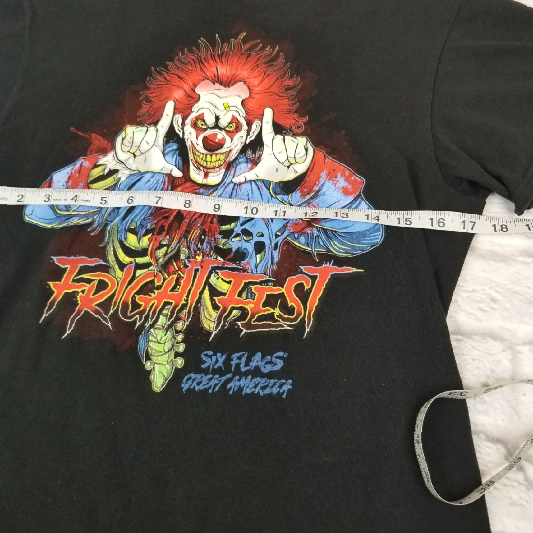Vintage Six Flags T-Shirt Medium Black Glow in Dark Fright Fest Killer Clown Halloween Mens Size US M / EU 48-50 / 2 - 7 Thumbnail