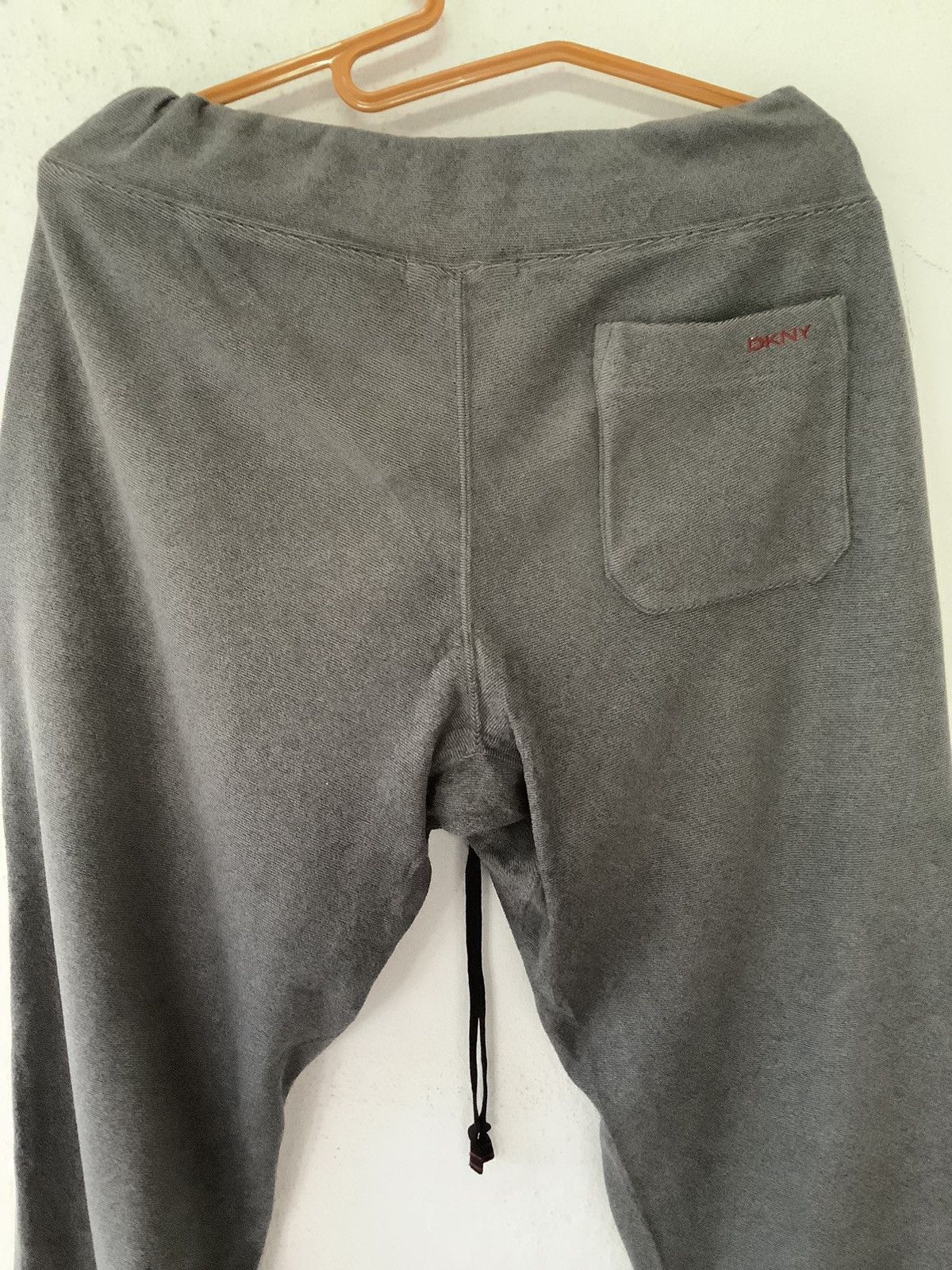 DKNY × Vintage Vintage DKNY Joggers Size 32" / US 10 / IT 46 - 11 Thumbnail
