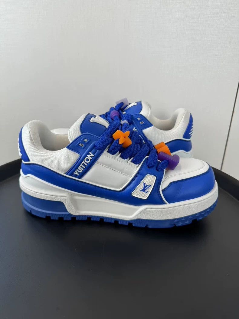 Louis Vuitton Louis Vuitton White and blue chubby trainer sneakers Size US 8 / EU 41 - 5 Thumbnail