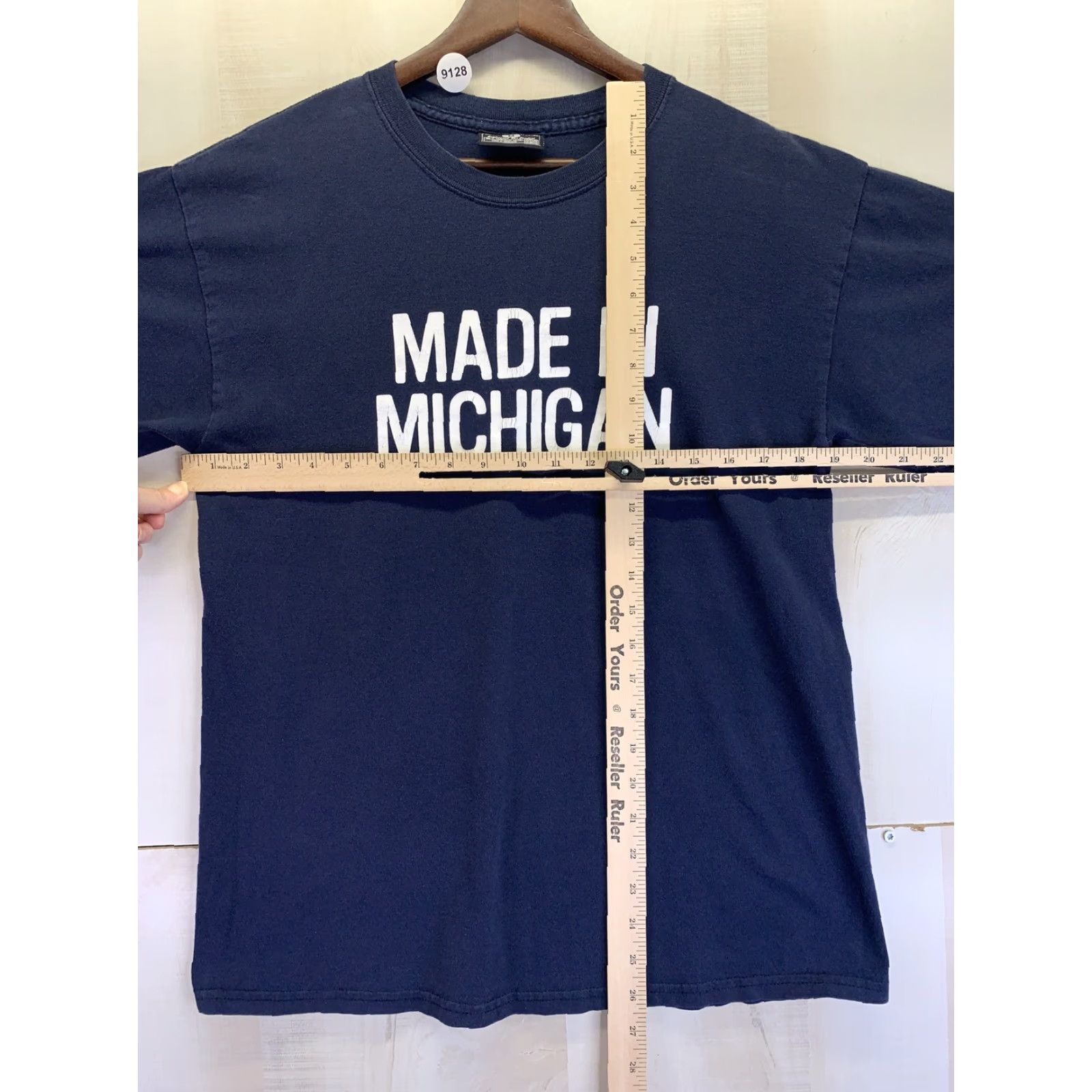Vintage VINTAGE Steve & Barry’s Made In Michigan Mens Blue Distressed Graphic Shirt M Mens Short Sleeve Crew Neck Cotton Size US M / EU 48-50 / 2 - 3 Thumbnail