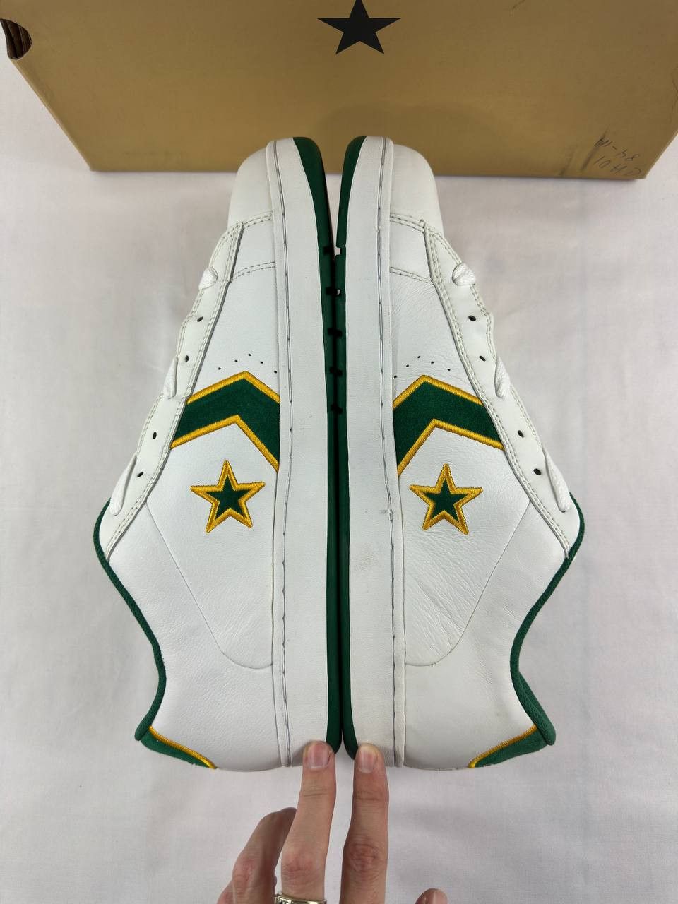 Converse Vintage Converse Low Pro 1K992 Sneakers Men's Size 13 Y2K Size US 13 / EU 46 - 6 Thumbnail