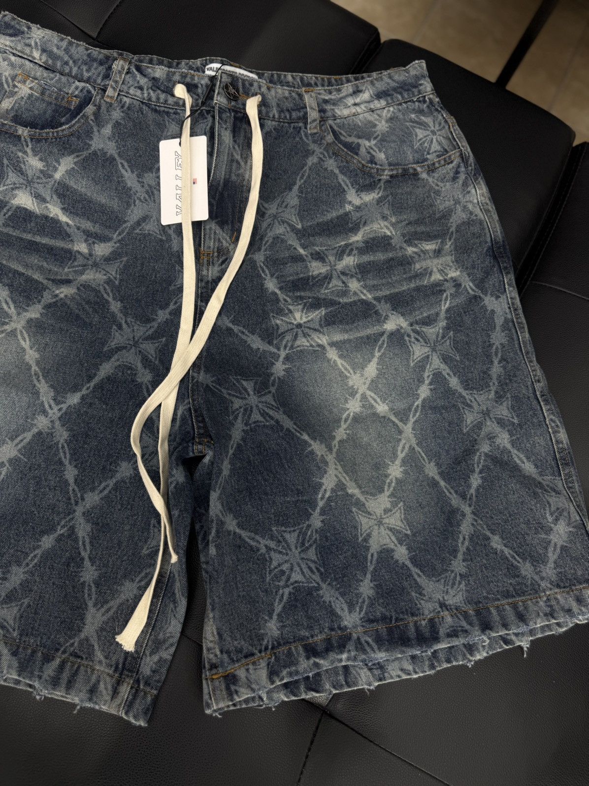 Vale Valley Wire Blue Jean Shorts Size 36 (NEW) Size US 36 / EU 52 - 3 Thumbnail