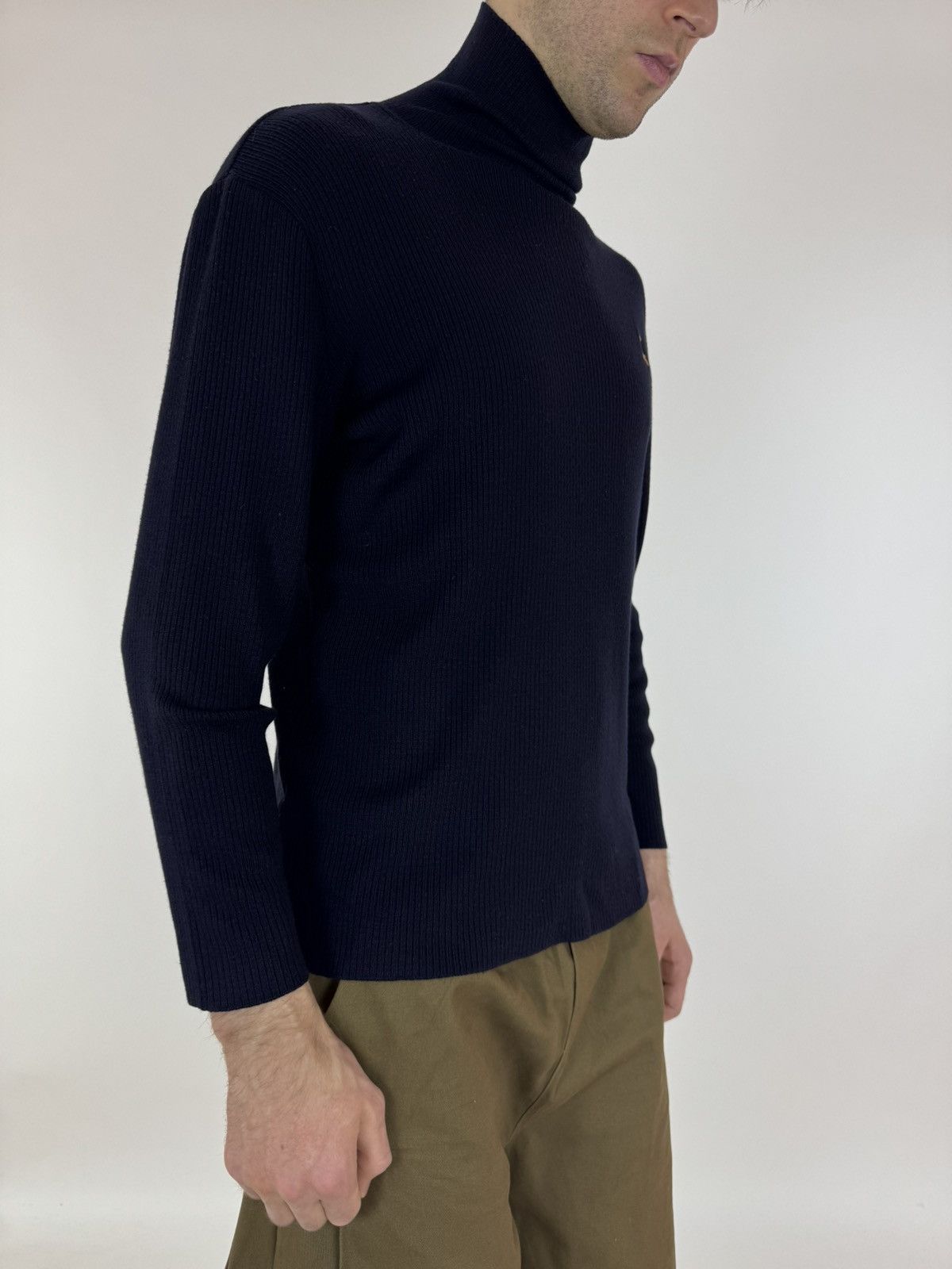 Disney × Vintage Donaldson Vintage Disney Turtleneck Sweater Super Rare Mens Size US L / EU 52-54 / 3 - 3 Thumbnail