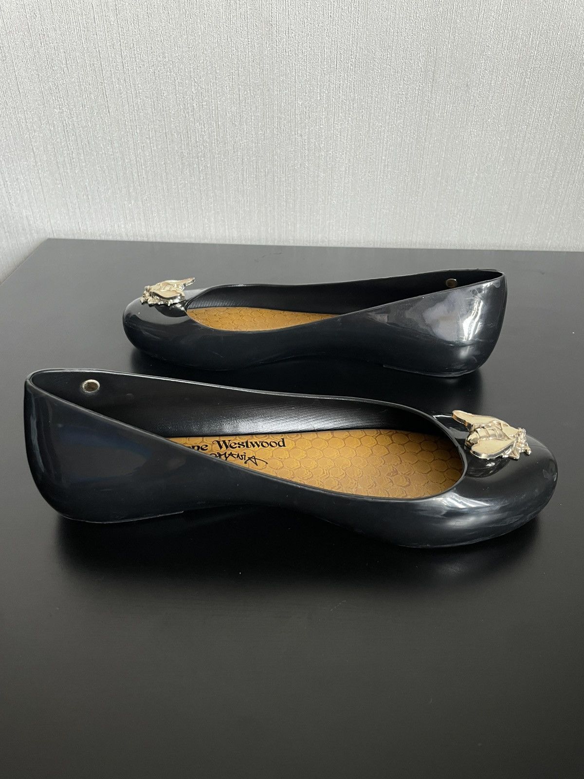 Melissa × Vivienne Westwood Rare Vivienne Westwood Anglomania Melissa Flats Bee 🐝 Y2k Size US 7 / IT 37 - 20 Thumbnail