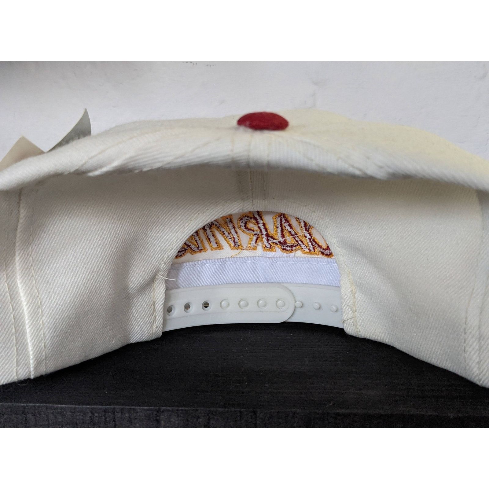 NFL NEW Washington Redskins 90s SCRIPT Wool snapback NFL Pro vtg Size ONE SIZE - 6 Thumbnail