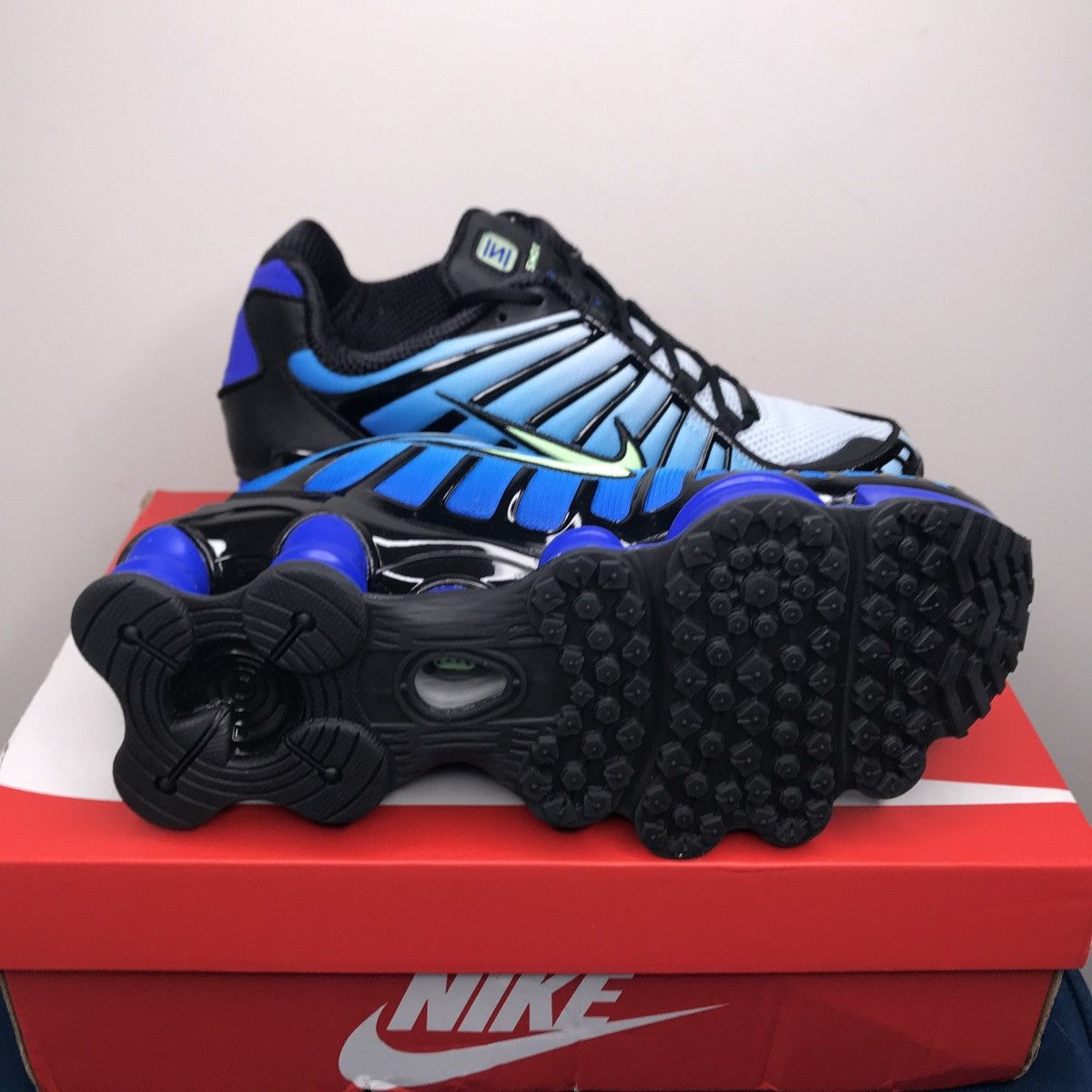 Nike Nike Shox TOTAL Size US 8 / EU 41 - 10 Thumbnail