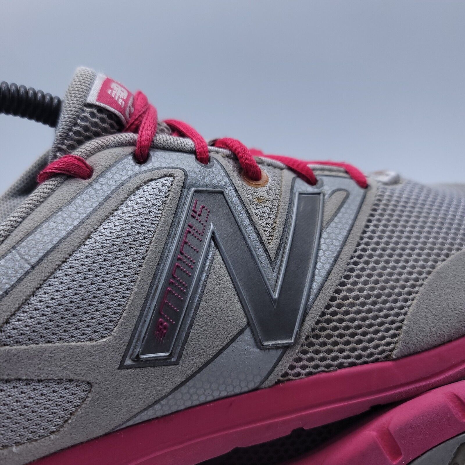 New Balance New Balance Minimus Athletic Shoe Womens Size 9.5 Gray Pink Size US 9.5 / IT 39.5 - 8 Thumbnail