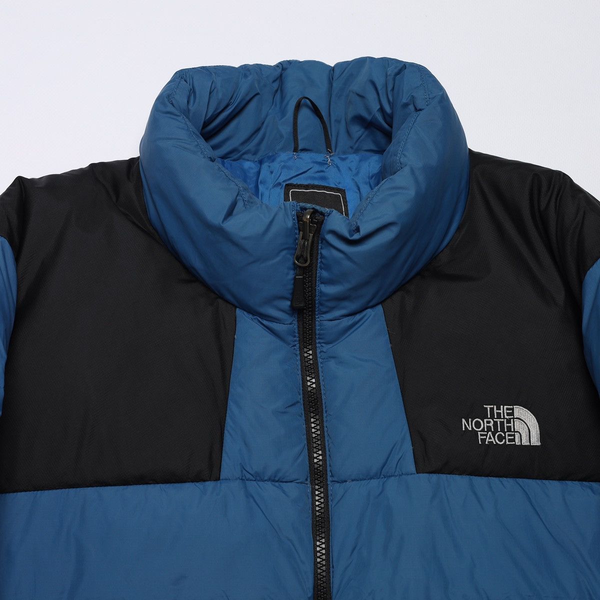 The North Face The North Face 700 Puffer Jacket Down Blue Black 1996 Nuptse Size US XL / EU 56 / 4 - 5 Thumbnail