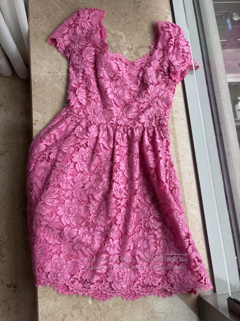 Valentino Valentino Lace dress Size S / US 4 / IT 40 - 1 Thumbnail