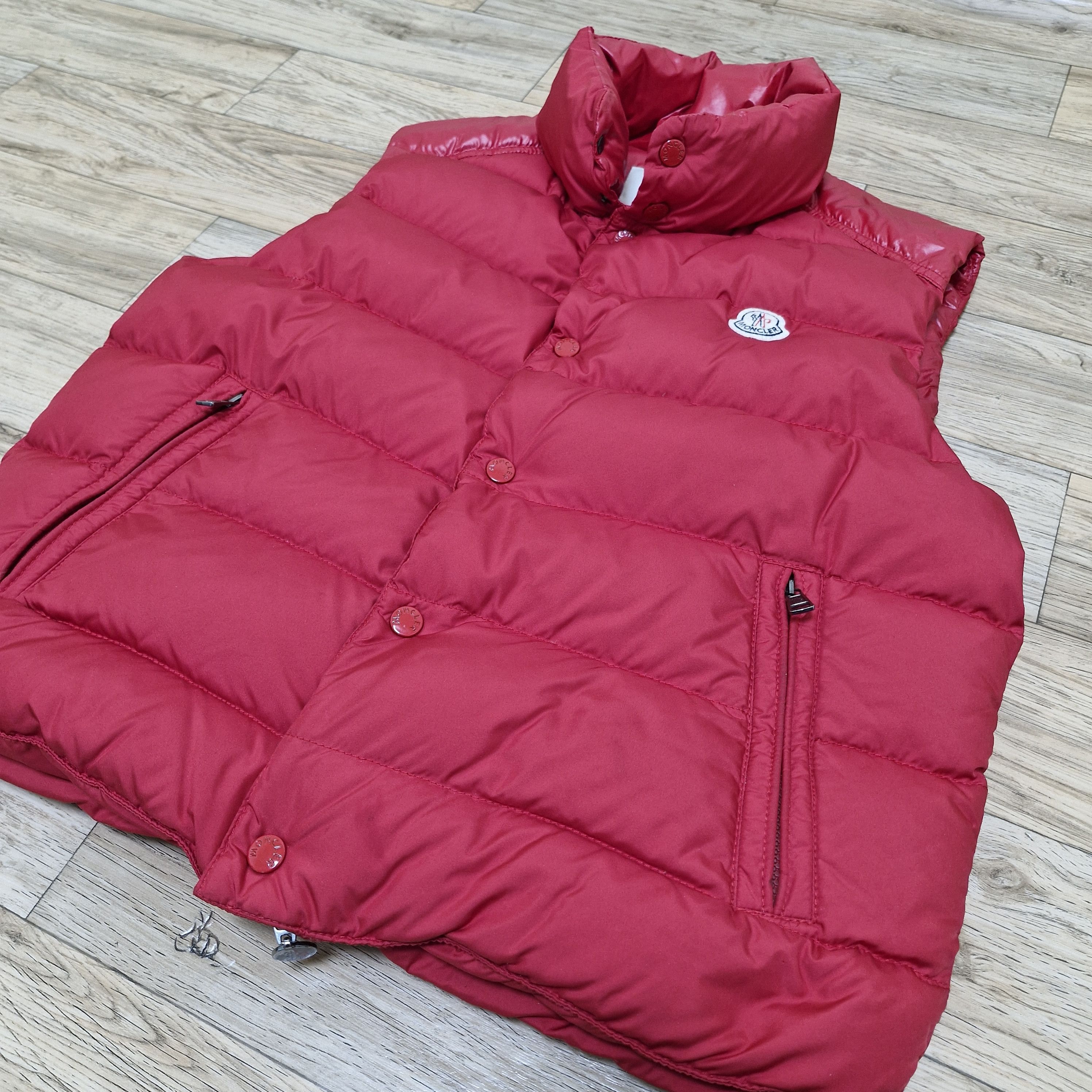 Moncler MONCLER Gilet Red Puffer Vest Size US M / EU 48-50 / 2 - 3 Thumbnail