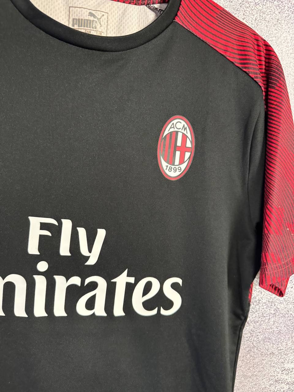 Puma × Vintage Vintage AC Milan 2018/19 Puma Limited Soccer Jersey Size US S / EU 44-46 / 1 - 12 Thumbnail