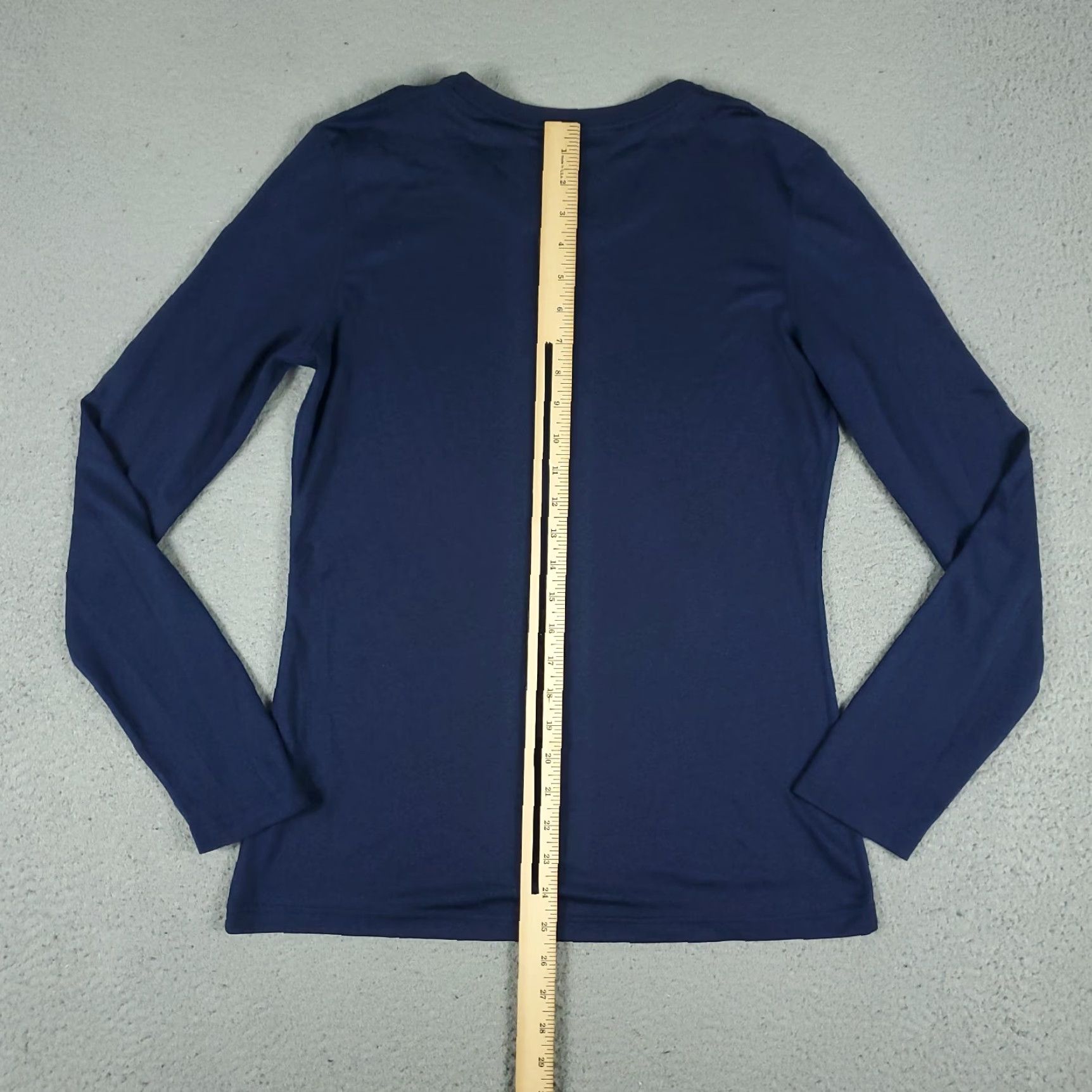 Nike Nike Women T-Shirt Long Sleeve Blue Dri-Fit Pride Tribe Activewear XS? Wait. Size M / US 6-8 / IT 42-44 - 5 Thumbnail