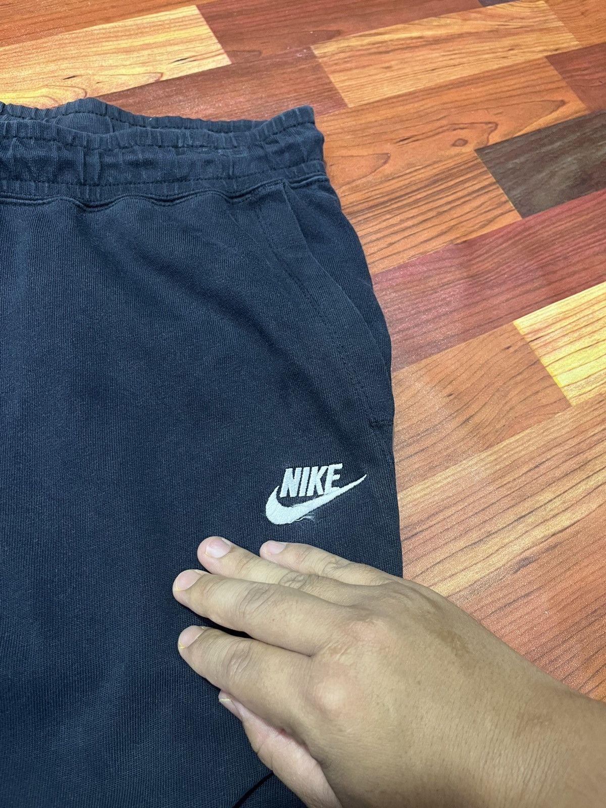 Nike Nike Mini Swoosh Black Sweatpants Joggers Size US 32 / EU 48 - 2 Thumbnail