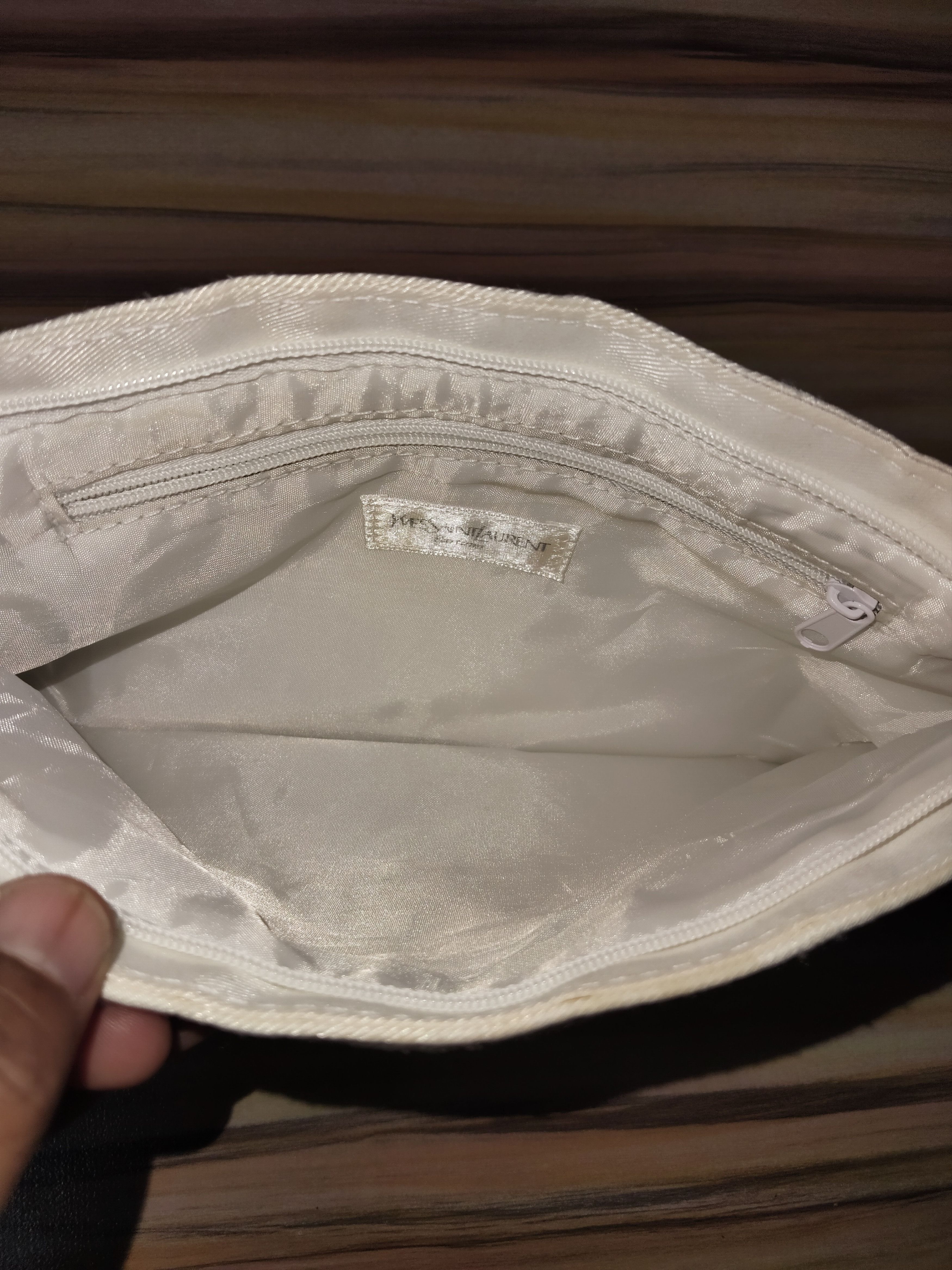 Yves Saint Laurent YVES SAINT LAURENT Make Up Clutch Size ONE SIZE - 4 Thumbnail