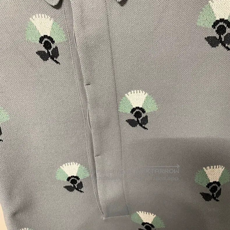 Valentino Valentino Dandelion series short sleeves Size US S / EU 44-46 / 1 - 3 Thumbnail