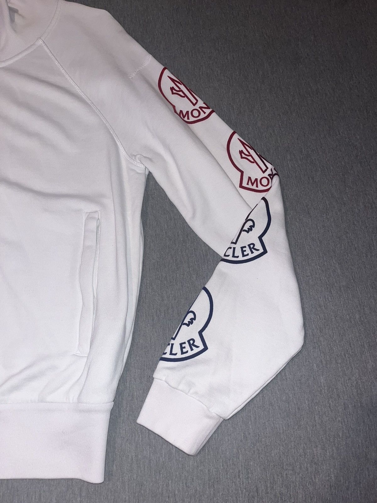 Moncler Moncler logo print track jacket Size US S / EU 44-46 / 1 - 3 Thumbnail