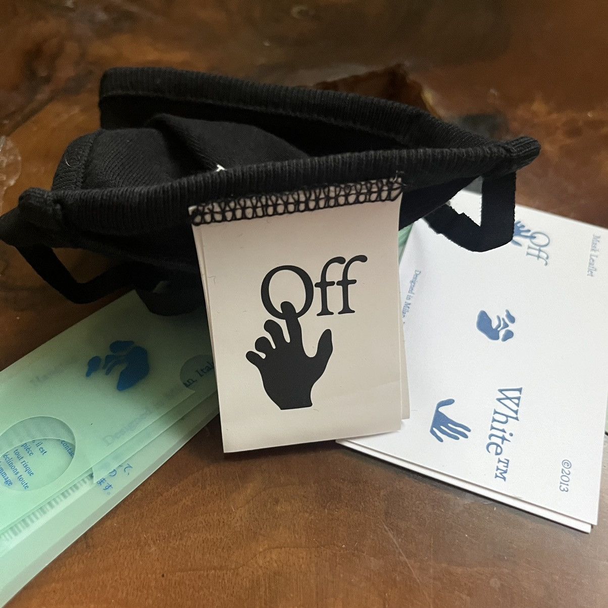 Off-White Helvetica Logo Mask Size ONE SIZE - 9 Thumbnail