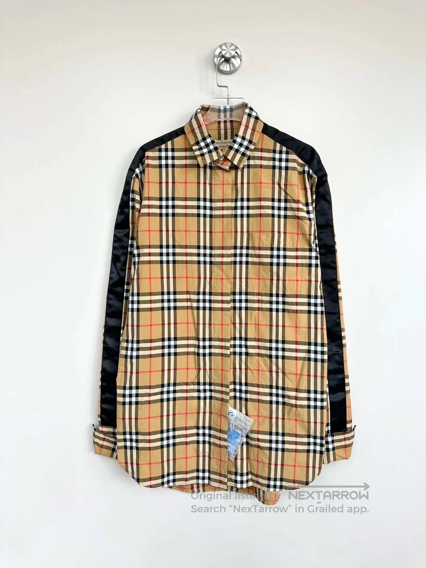Burberry Burberry Classic khaki black edge silk check long-sleeve s Size M / US 6-8 / IT 42-44 - 1 Thumbnail