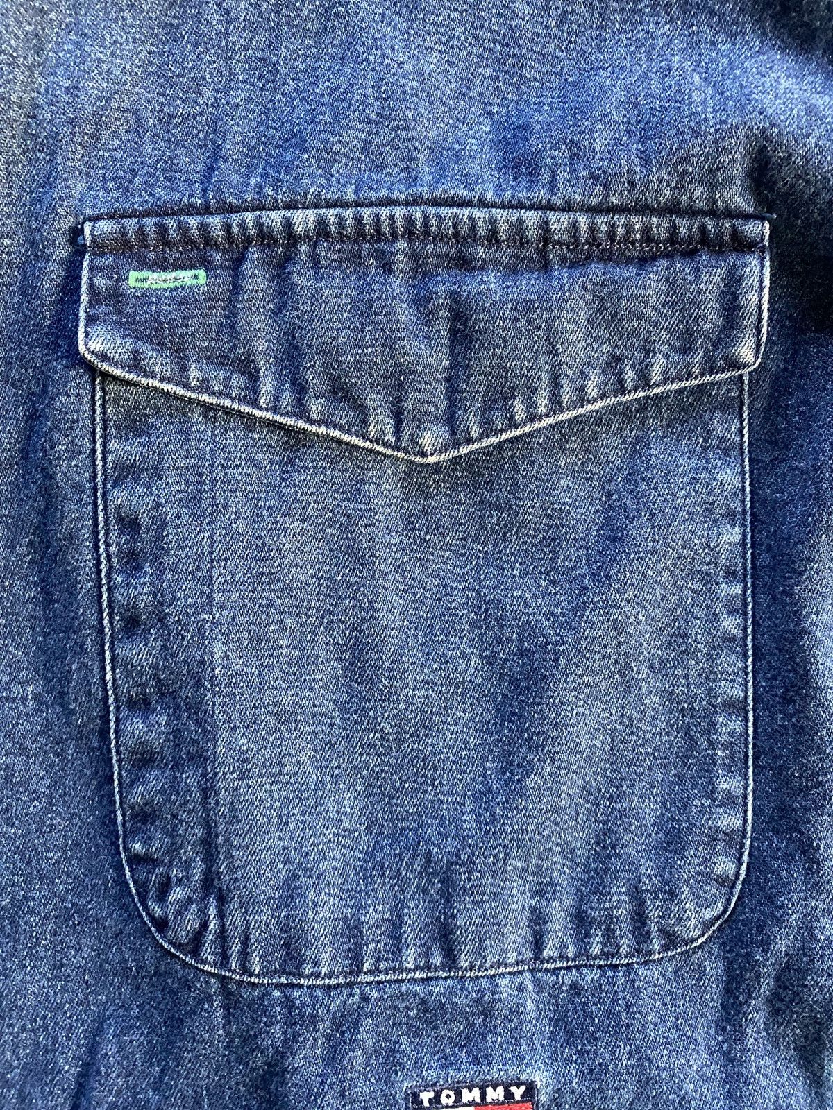 Tommy Hilfiger Vintage 90’s Tommy Hilfiger Jeans Long Sleeve Button Up Size US L / EU 52-54 / 3 - 4 Thumbnail