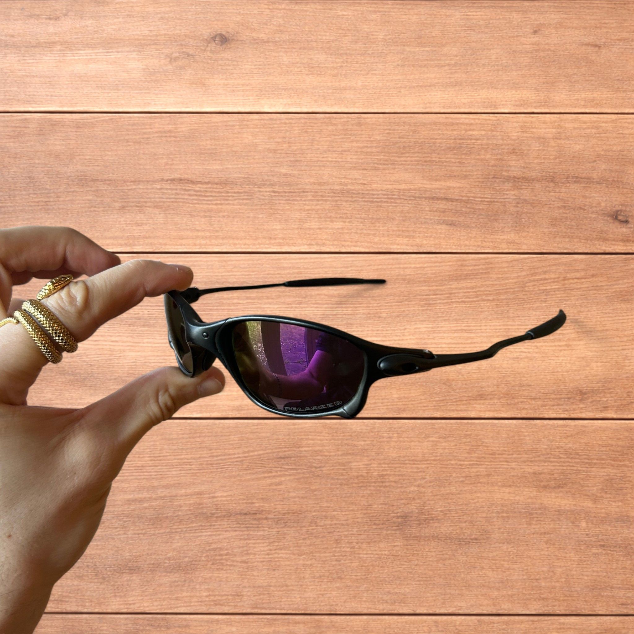 Japanese Brand Metal frame polarised sunglasses in black with purple lens. Size ONE SIZE - 7 Thumbnail